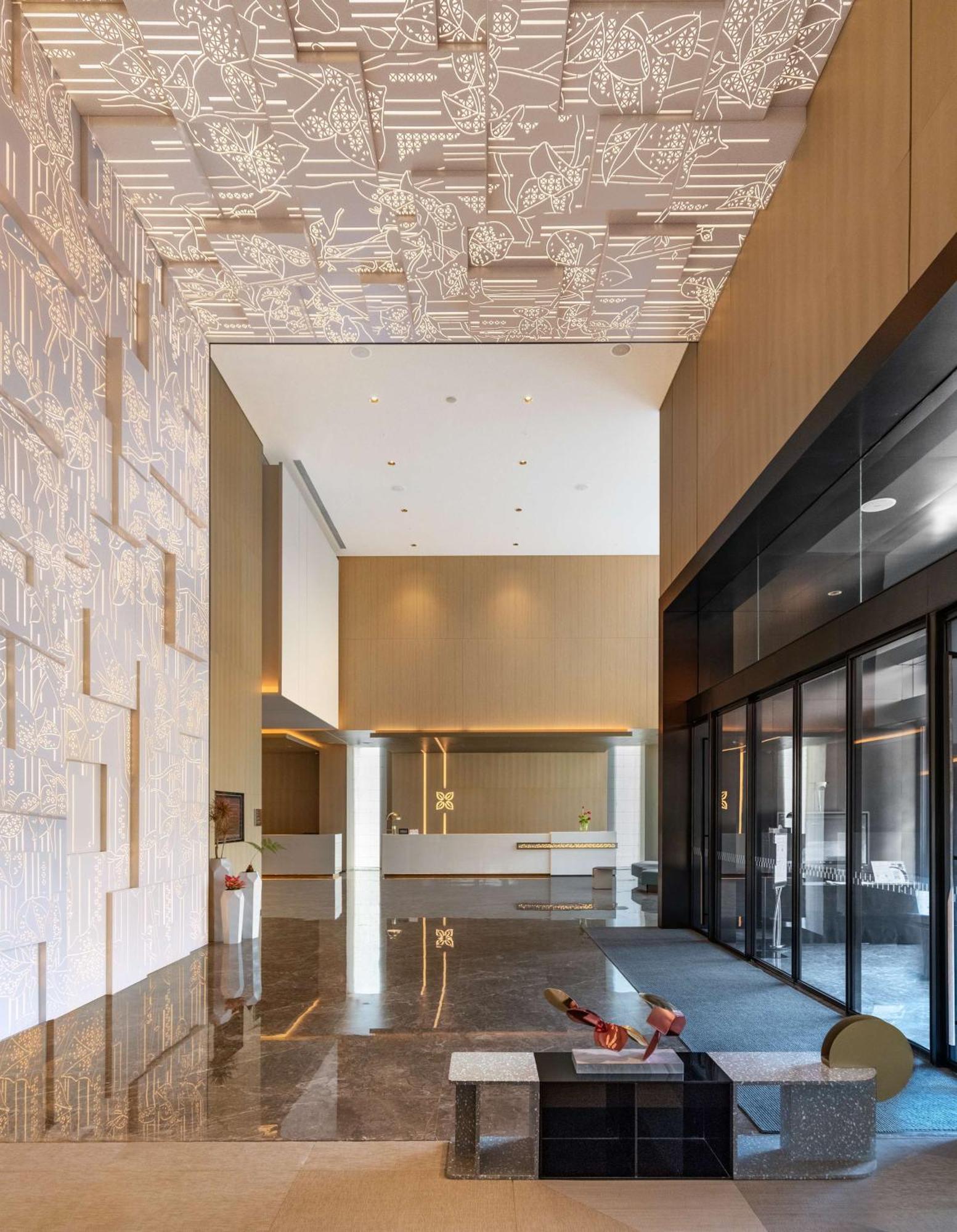 Hilton Garden Inn Shenzhen World Exhibition & Convention Center Exterior photo